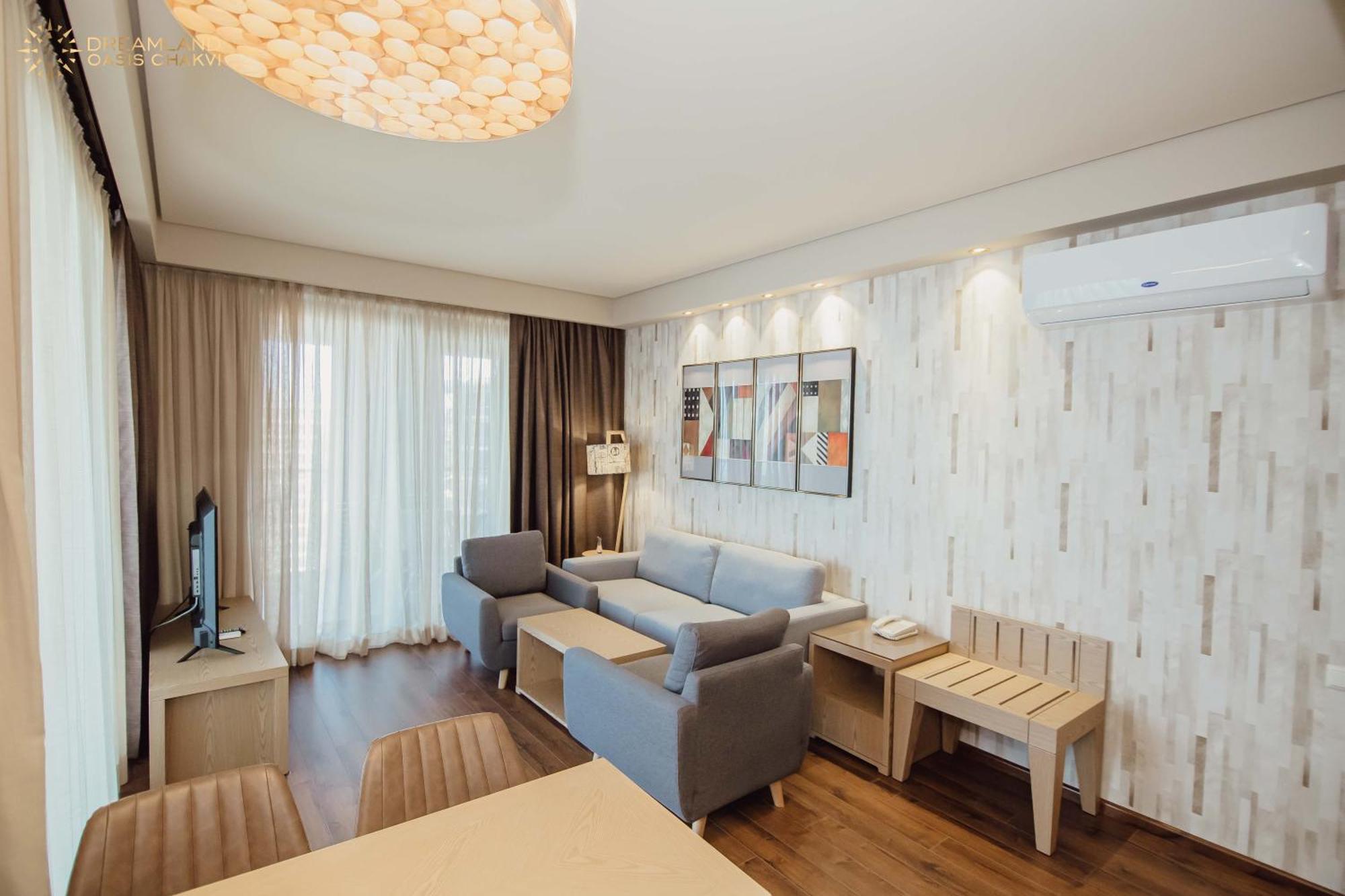 Dreamland Oasis Aparthotel Kobuleti ภายนอก รูปภาพ