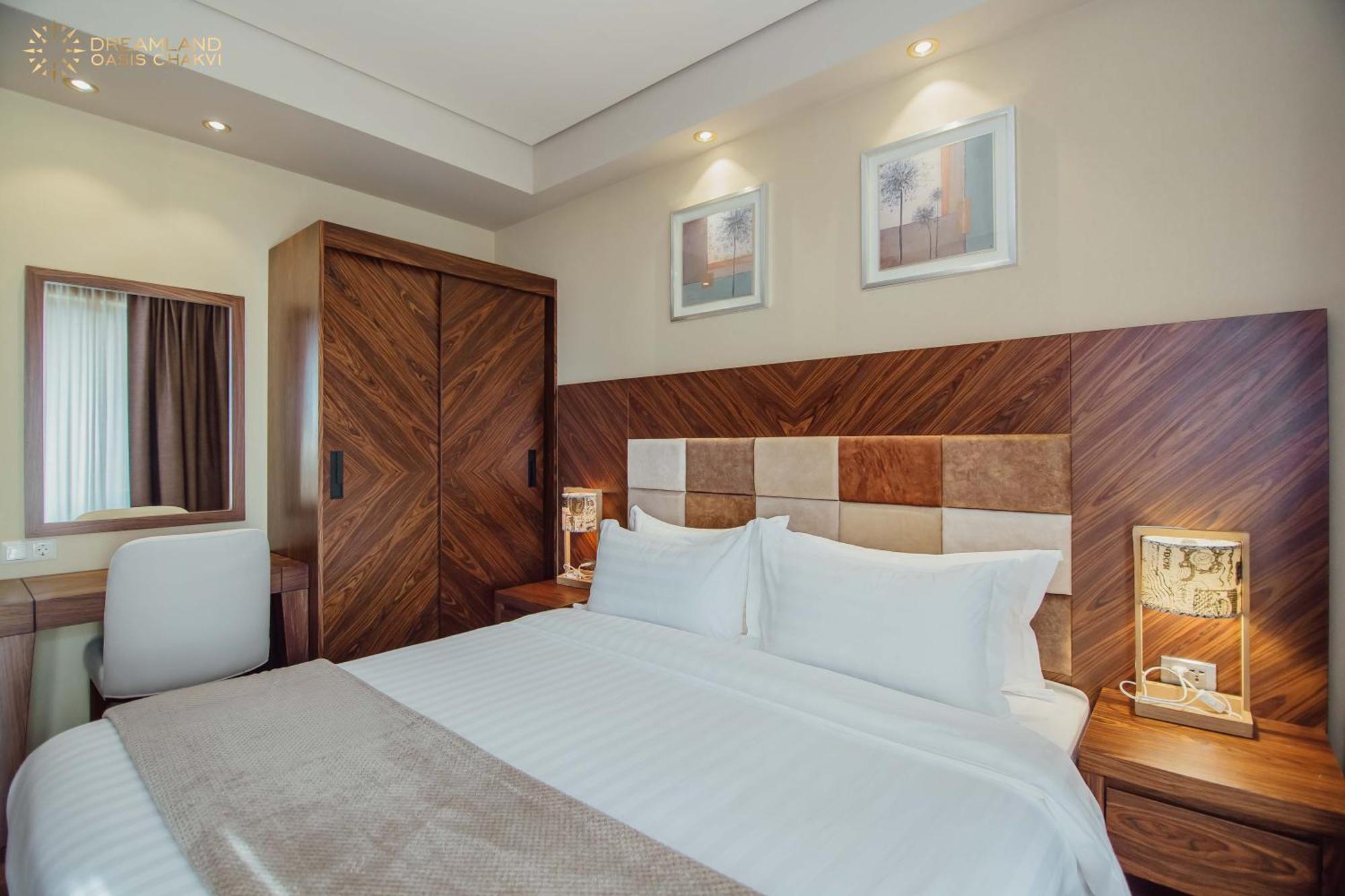 Dreamland Oasis Aparthotel Kobuleti ภายนอก รูปภาพ
